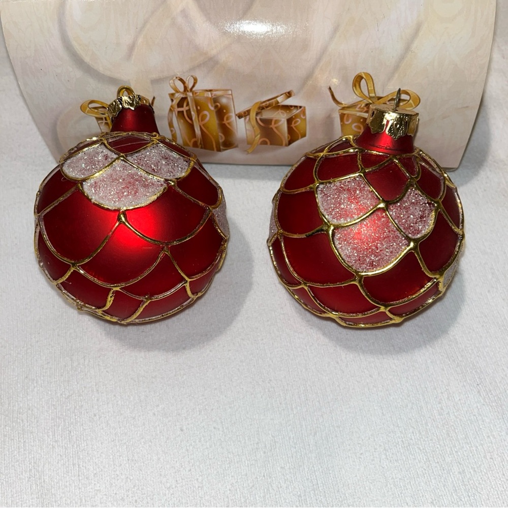 Vintage Red & sparkling Holiday Ornaments Set - Picture 12 of 15